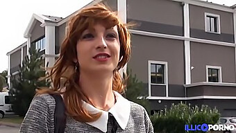 Adolescenta Roșcată Jane Își Ia Pizda Futută În Public De Un Tip