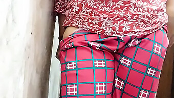 18-Year-Old Indian Girl Experiences Anal Creampie