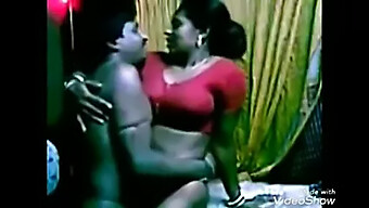 Saree Bhabhi'S Step Mom Seduces Her Husband In Saree