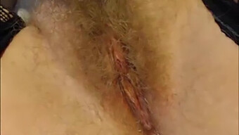 Amateur Hairy Pussy Close Up