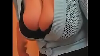 Retro Milf Z Dużymi Naturalnymi Cyckami W Vintage'Owym Filmie Porno