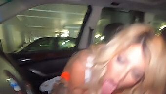 Cock And Tits: Tattooed Waitress Gives A Racy Blowjob In A Car