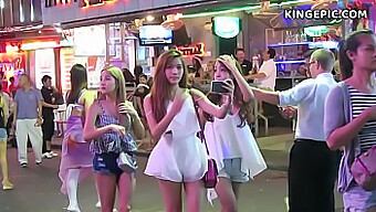 Aziatische (18+) Meisjes In Het Openbaar - Pattaya Cam Meisjes