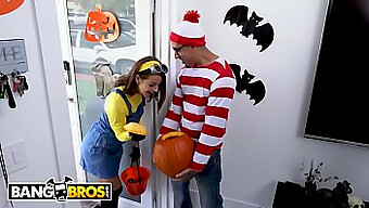 Halloween Tiener Evelin Stone Berijdt Bruno Dickemz'S Lul In Een Pompoen