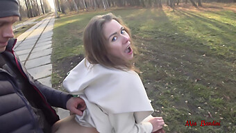 Sinnlich Blowjob With Mia Bandini On The Streets